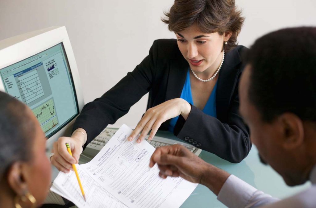 Local Bookkeeper helping new haven clients